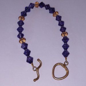 Purple Beaded Bracelet with Gold Colored Beads and Brass Heart Toggle 8.25 inch